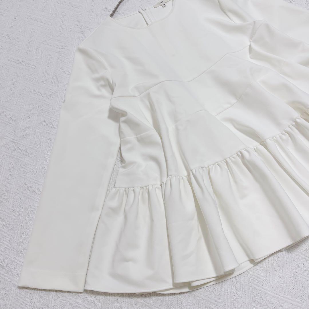 人気⭐︎ヨリ　yori ティアードストレッチブラウス　ホワイト　セレモニー　38