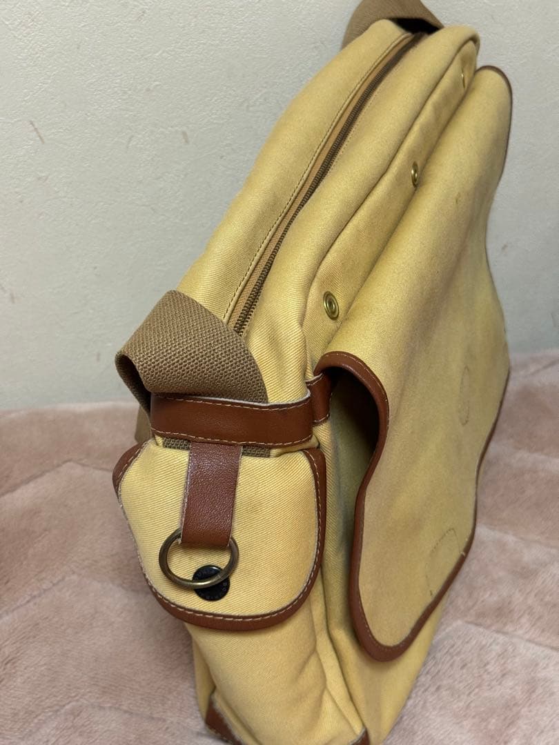 S*h様 Barbourバブアー ショルダーバッグ　ベージュ　防水裏地