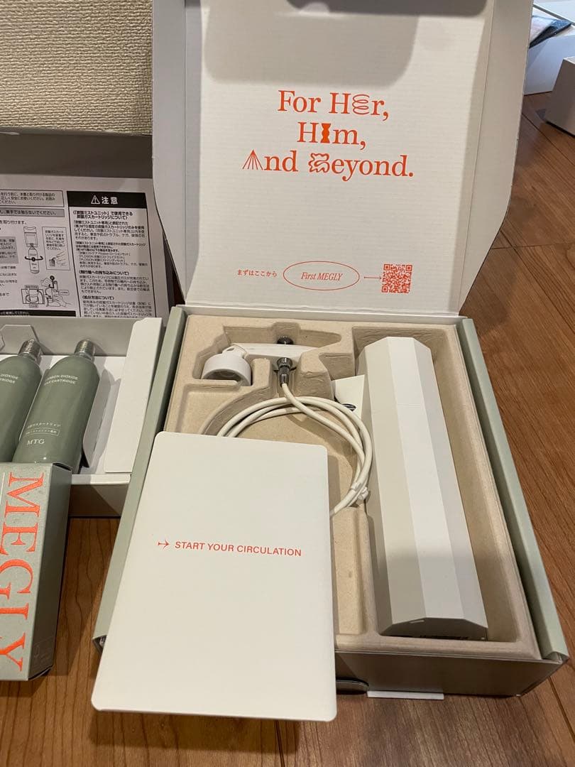 ＭＴＧ　MEGLY メグリー美品　カートリッジ　化粧水付き