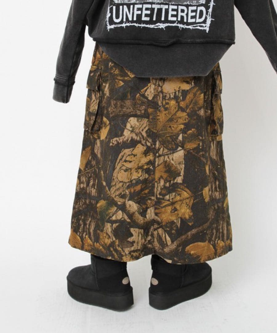 【新品未使用品】RNA カモフラージュカーゴロングスカート