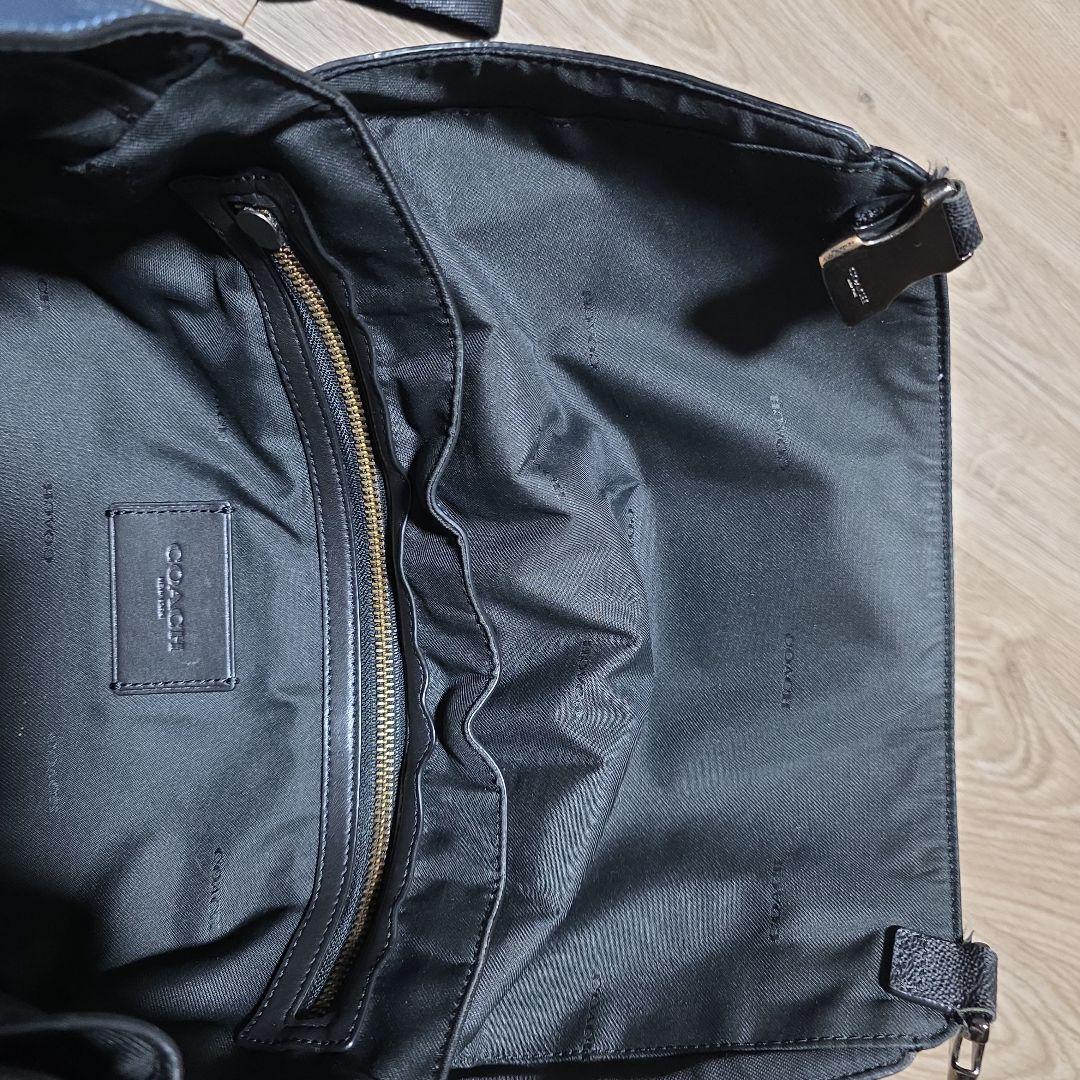 COACH コーチ　ショルダーバッグ　メッセンジャー　レザー　ブラック