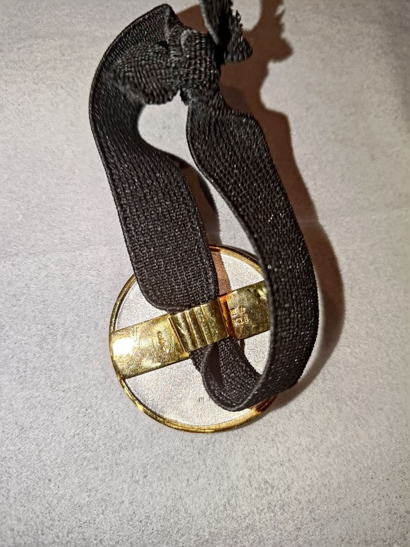 金色の彫刻模様　龍　ボタン　帯留め　コンチョ　ブレスレット　K18 PT900