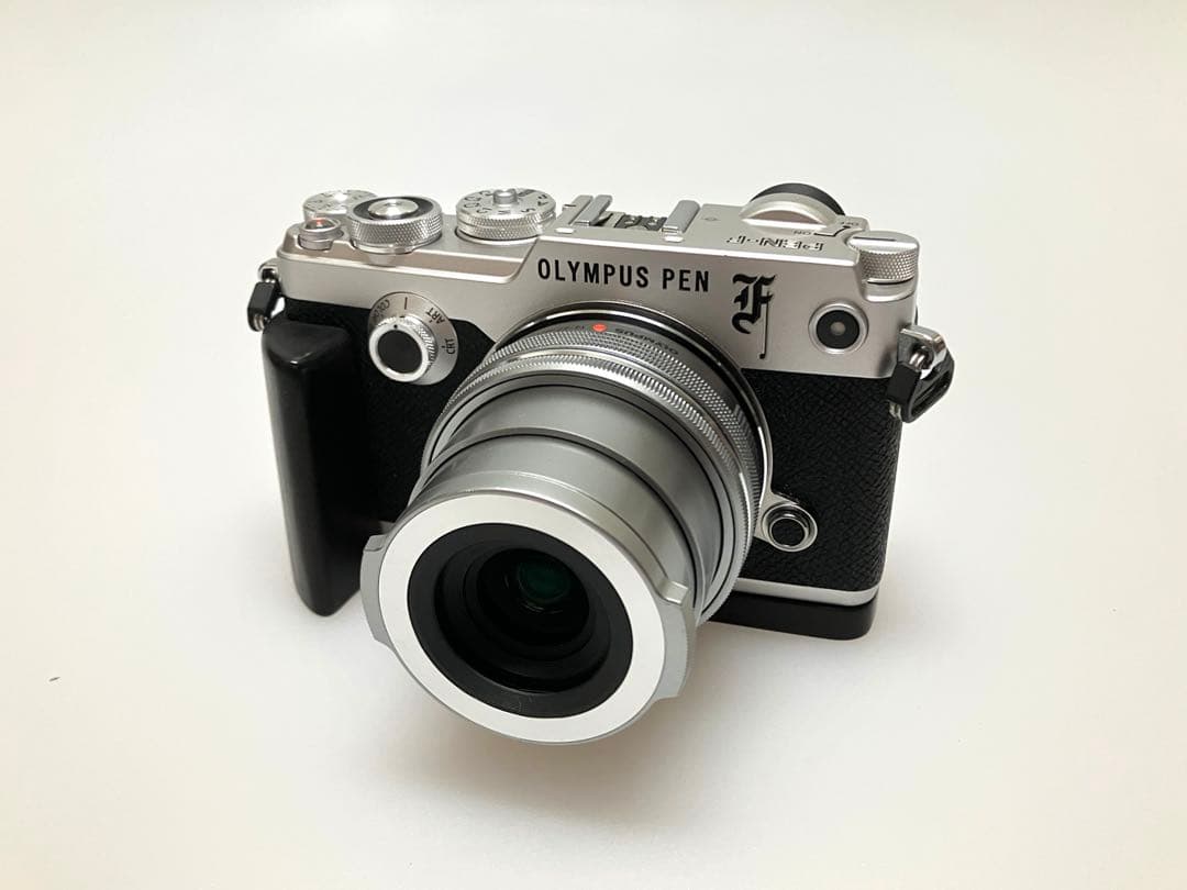オリンパス OLYMPUS PEN-F シルバー レンズセット【おまけ多数】