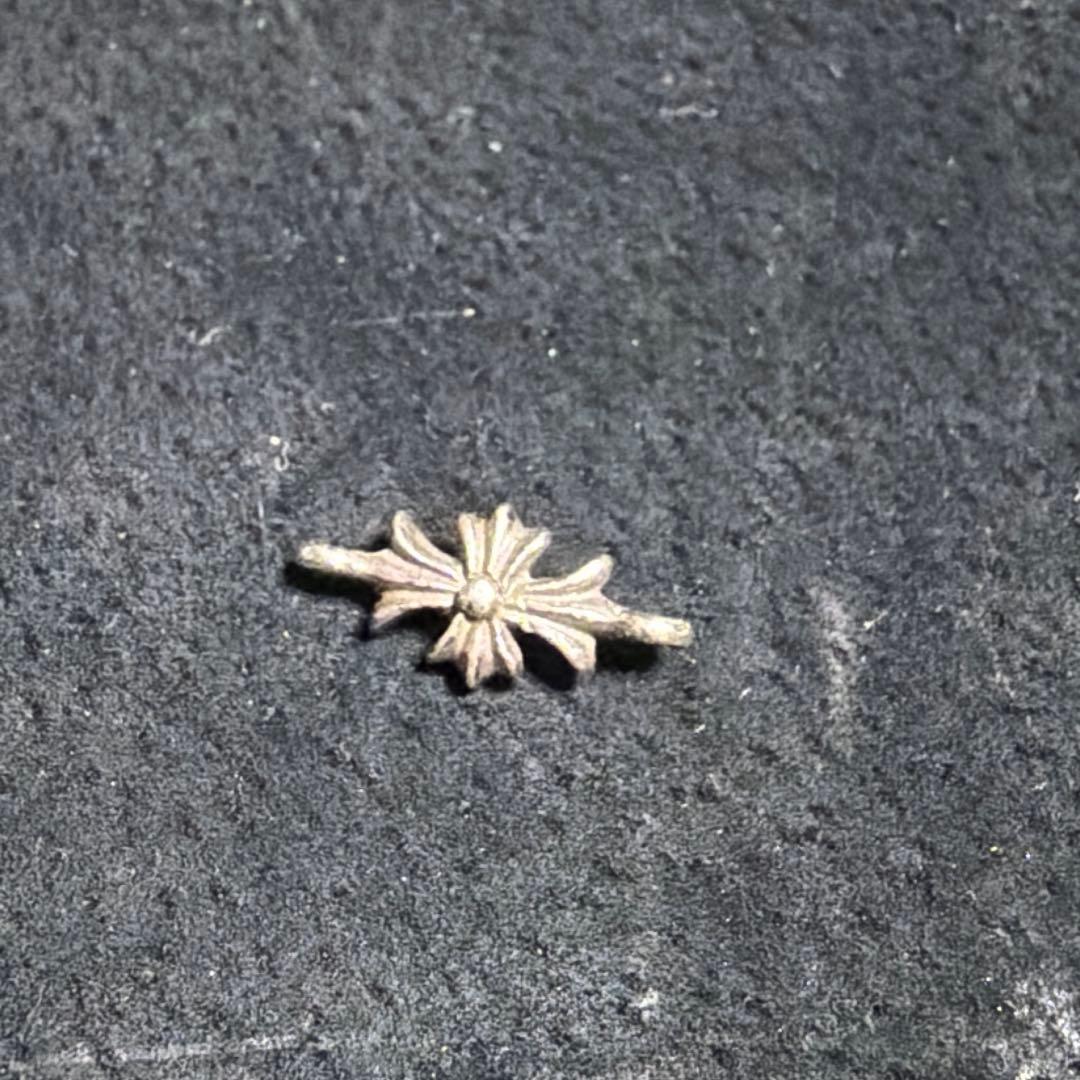 CHROME HEARTS TNY E CH PLS クロムハーツ　1コマ　①