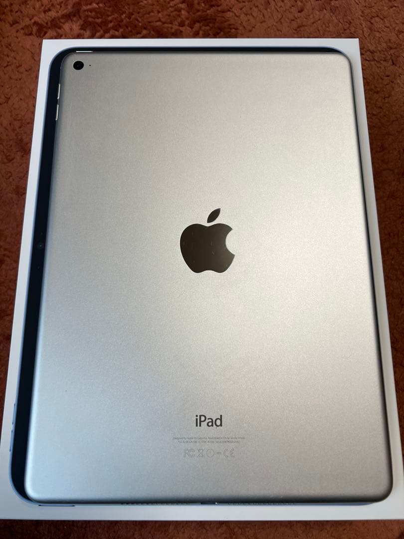 iPad本体 Apple iPad Air 2 128GB Wi-Fi MGTY2J/A