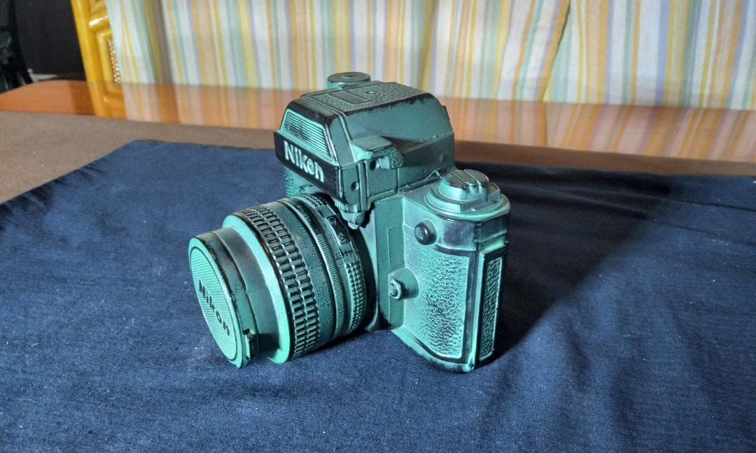 Nikon F2フォトミックAS貯金箱