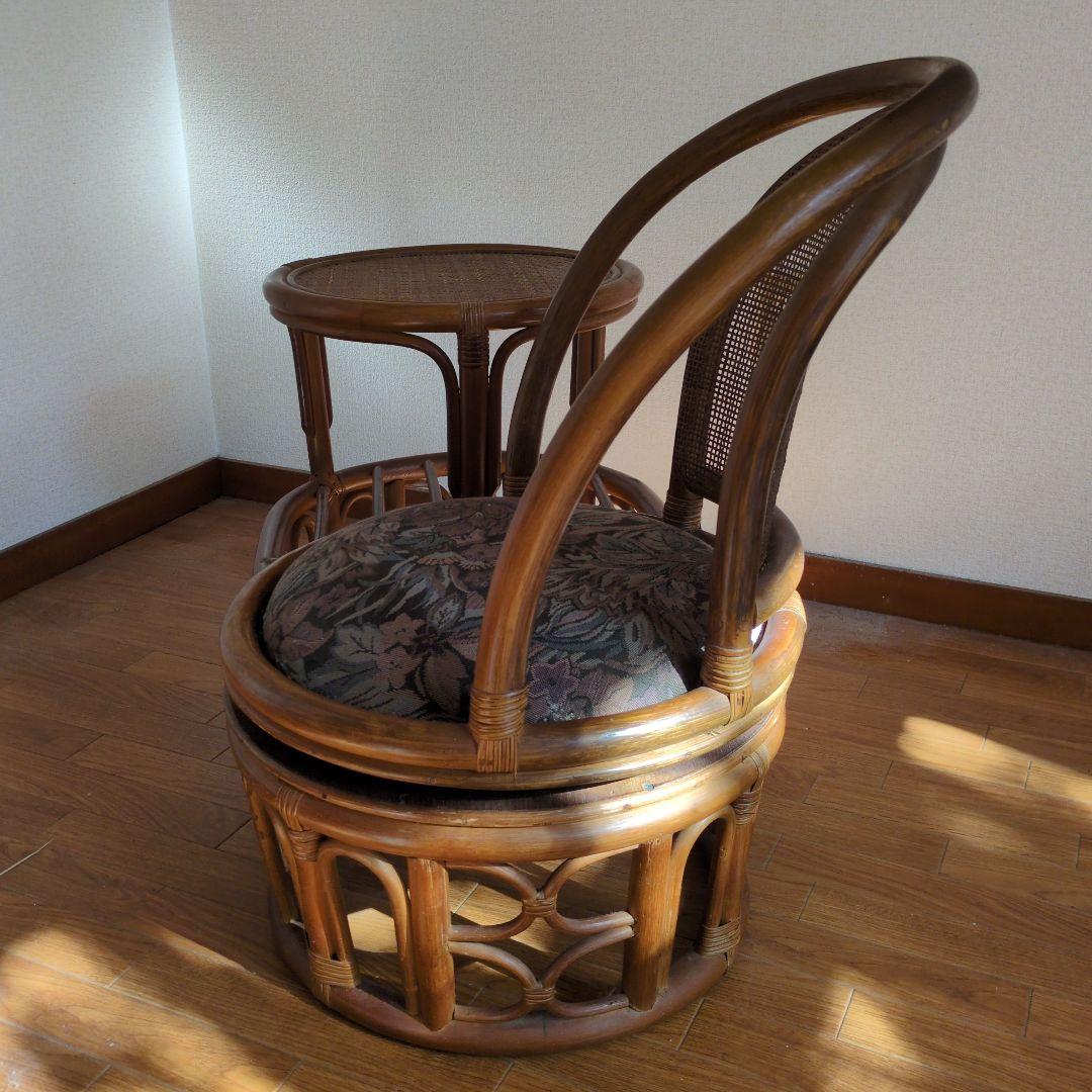 ★断捨離 超特価セール★昭和の珍品★コイズミ製 ラタン 回転椅子付きテーブル