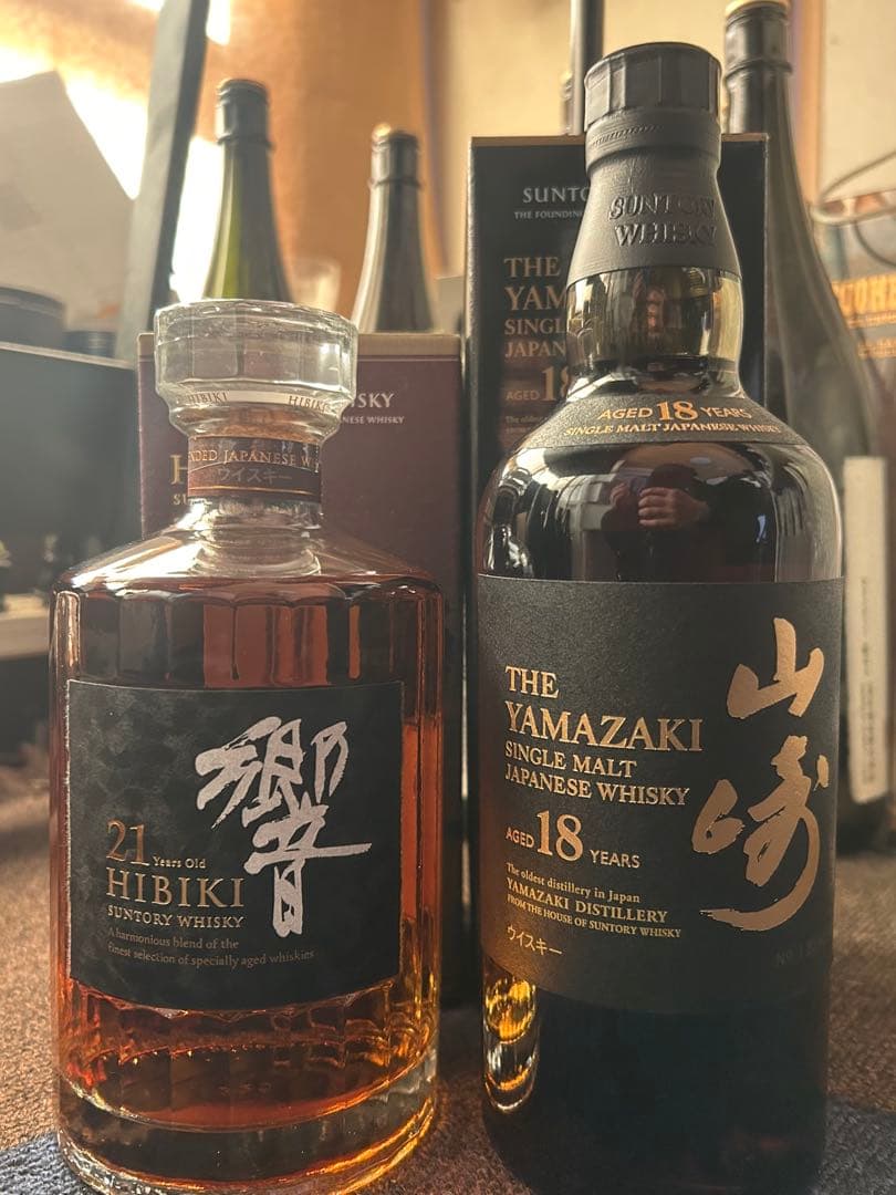 山崎18年　響21年　ウイスキー