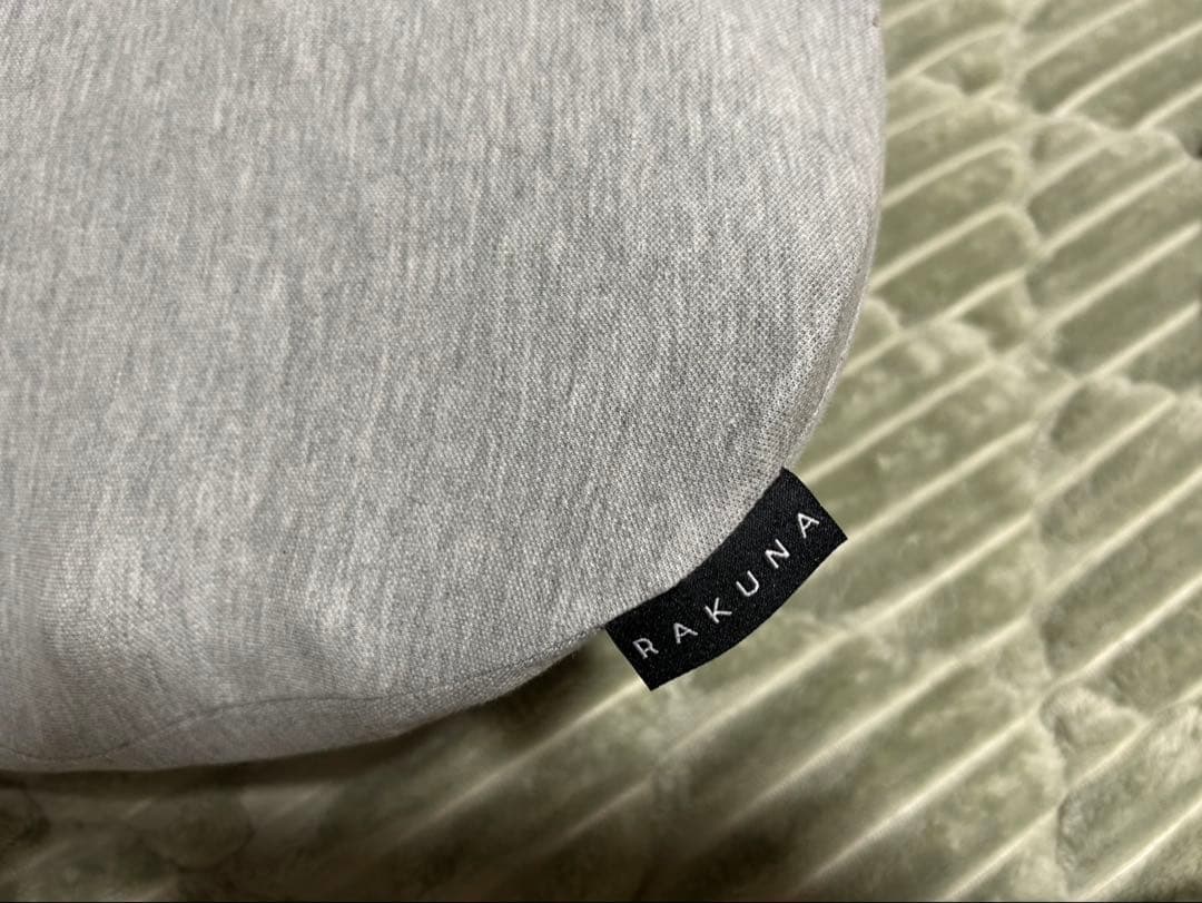 肩甲骨はがしピロー RAKUNA ラクナ カバー付き・箱無し