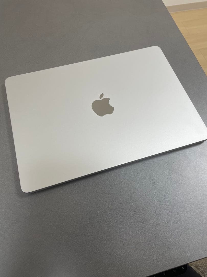 MacBook Air 2025モデル M4 13インチ