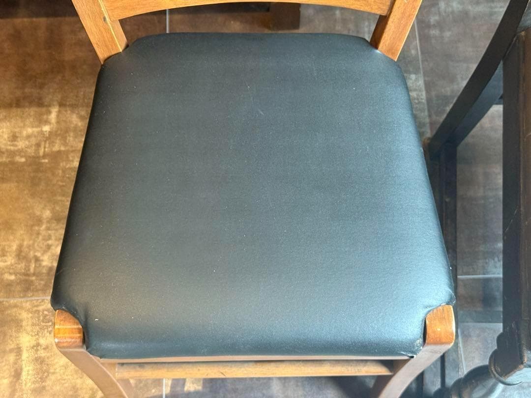 アンティーク　ヴィンテージチェア　クラシック　レトロ　古家具　2脚セット　IZ