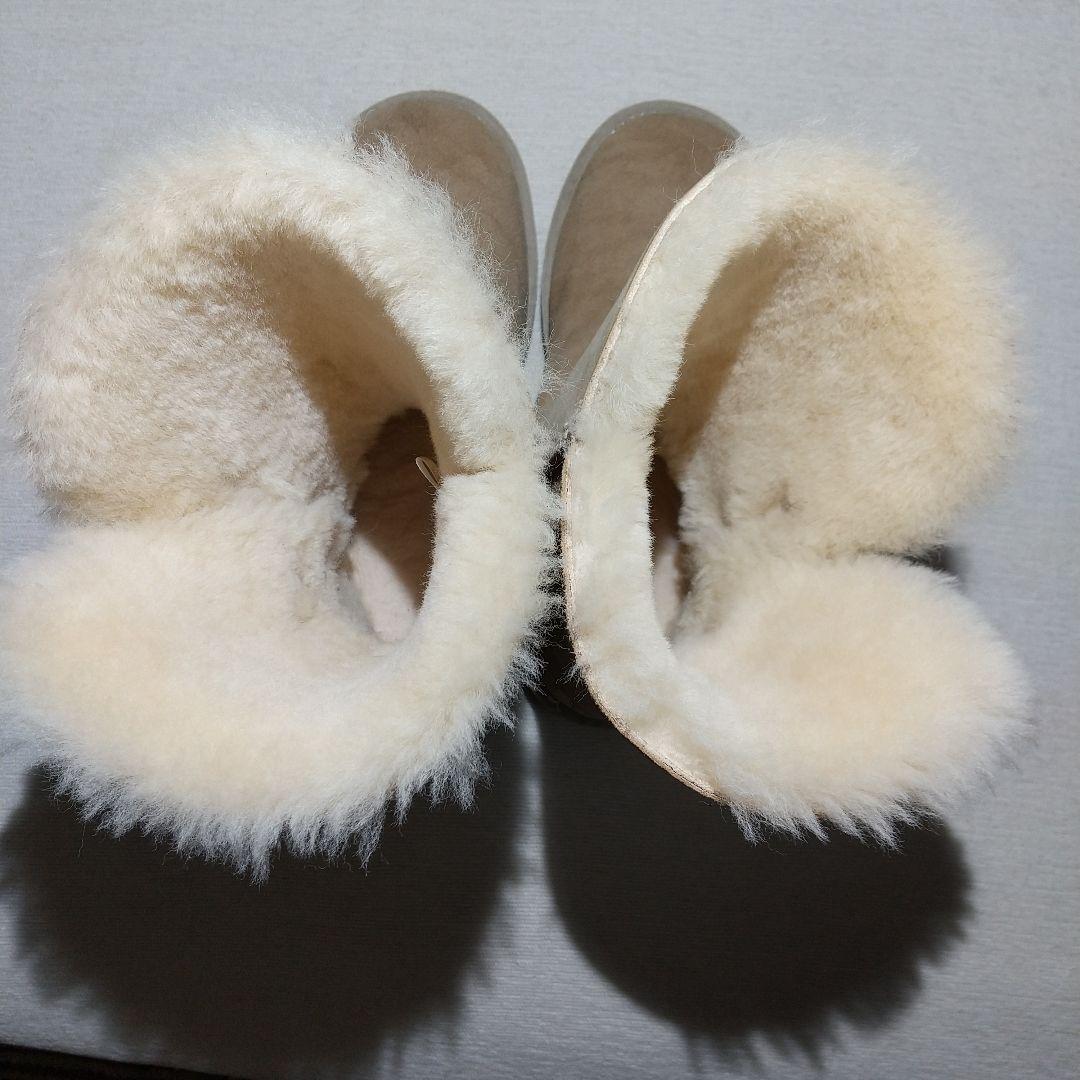 s*r様 廃盤モデル UGG ベイリーボタン