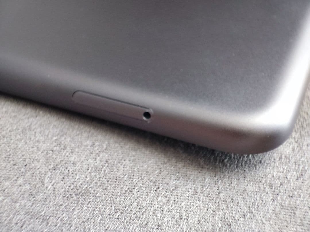 iPad Air 第3世代 64GB Cellular 本体＋ケース