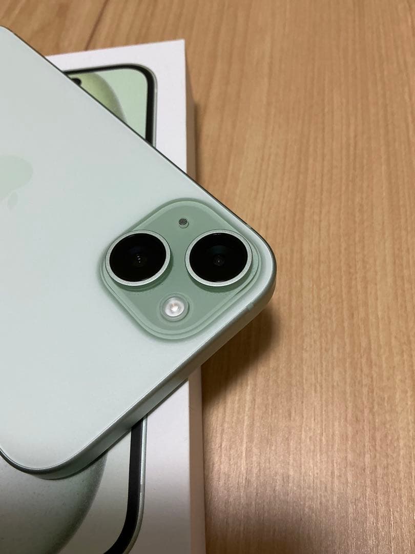 は*ち様 Apple iPhone 15 本体 128gb グリーン　simフリ