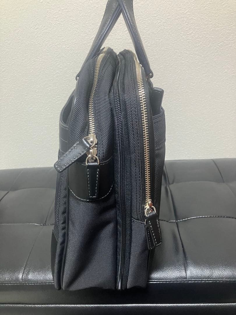 Samsonite ブラック ビジネスバッグ　2WAY ブリーフケース　二層式