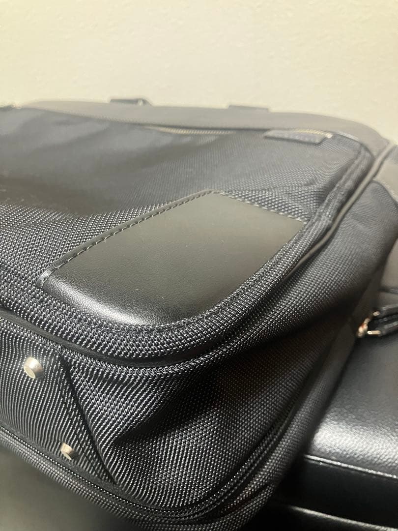 Samsonite ブラック ビジネスバッグ　2WAY ブリーフケース　二層式