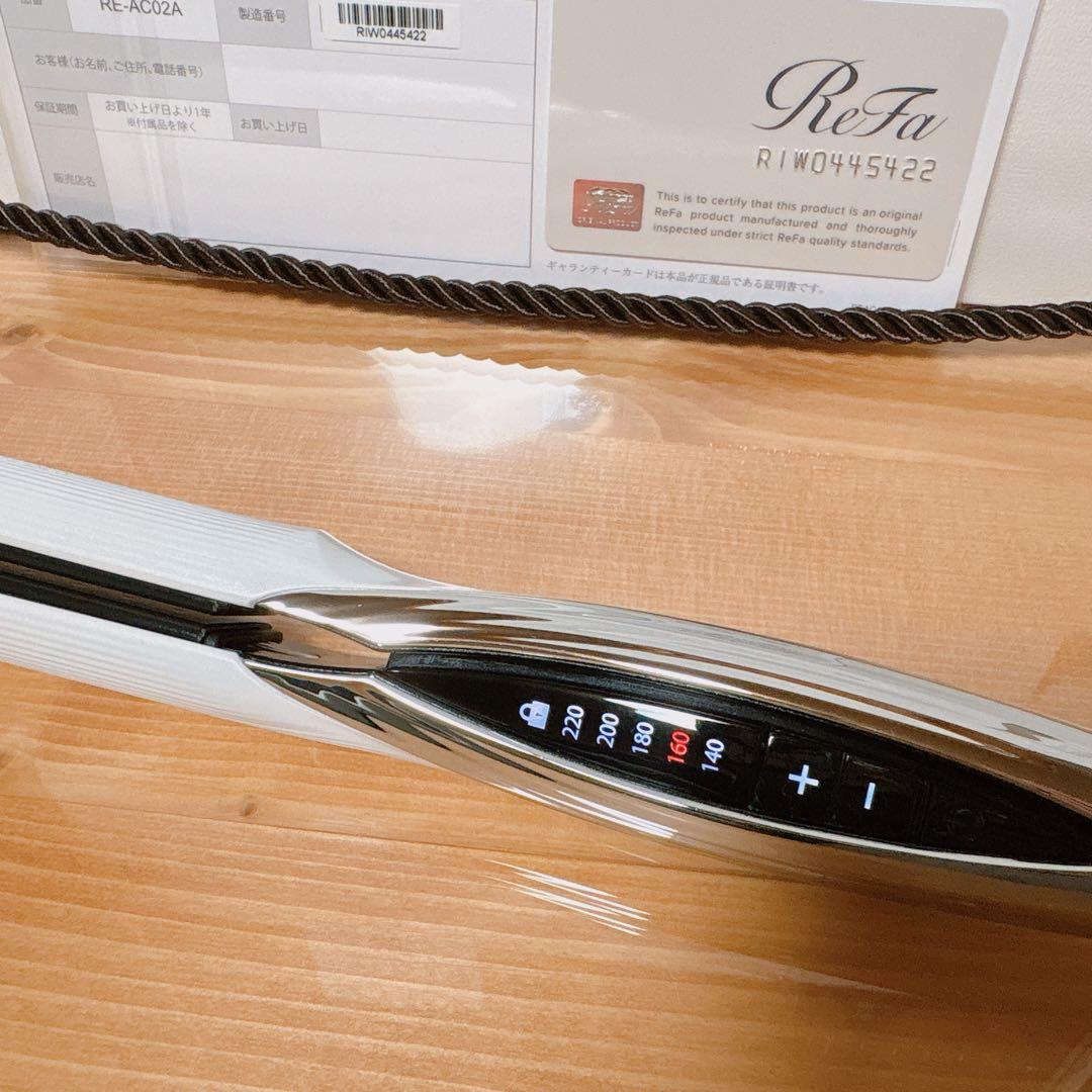 【 り 出品】リファビューテックストレートアイロン