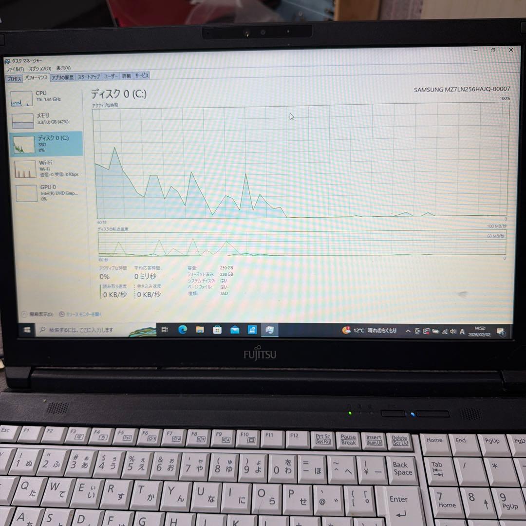 Fujitsu LIFEBOOK ノートPC FMVA66021P SSD