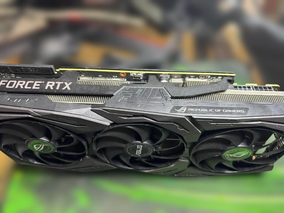 グラフィックボード・グラボ・ビデオカード ASUS ROG Strix Gaming GeForce RTX 2070 S