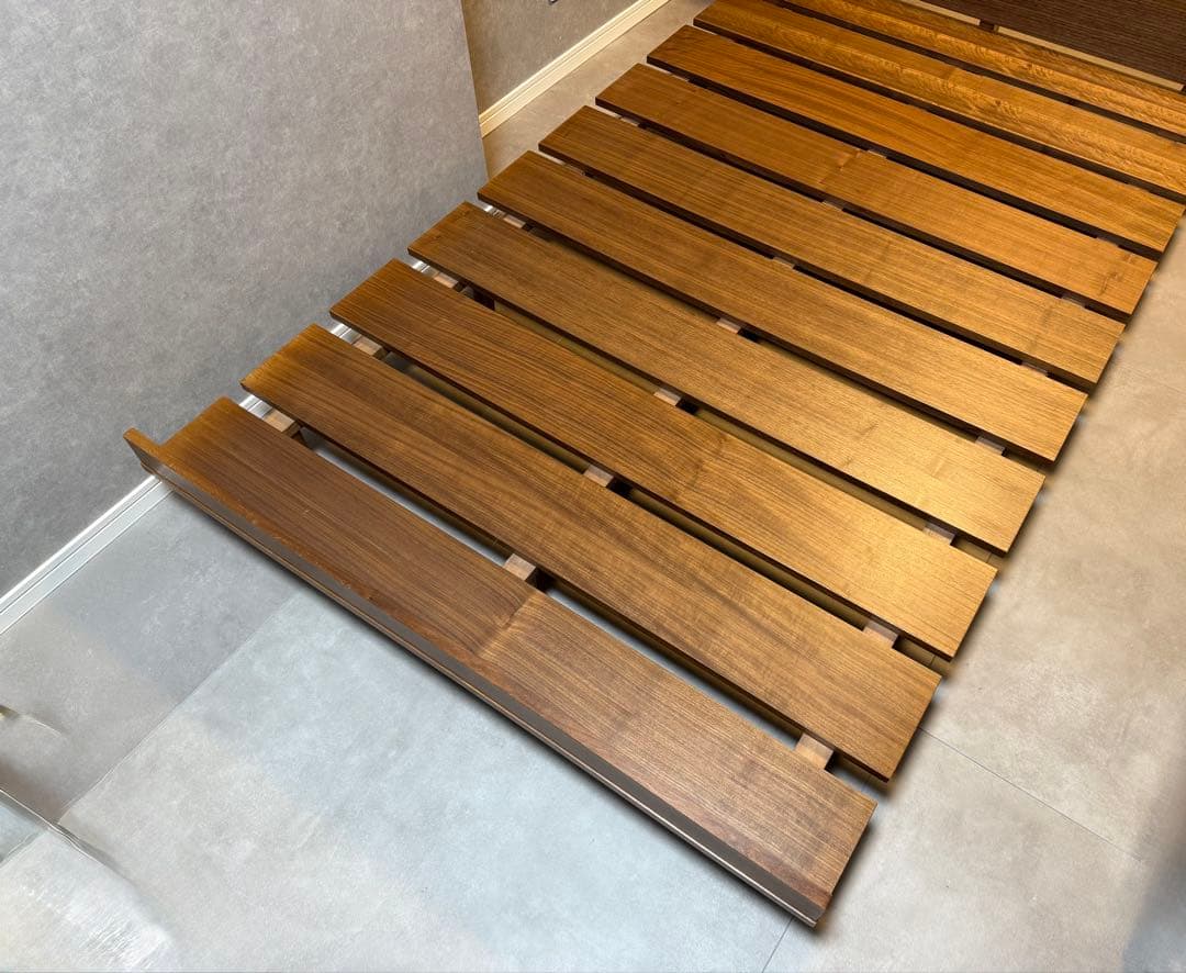 ニトリ　ベッドフレーム　ローベッド　セミダブル