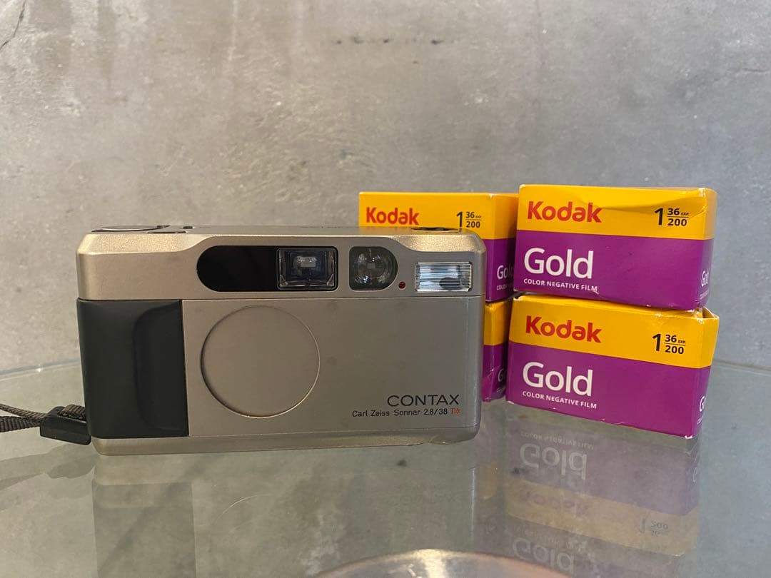 CONTAX T2 & Kodak Gold 36 × 4個のセット 電池おまけ