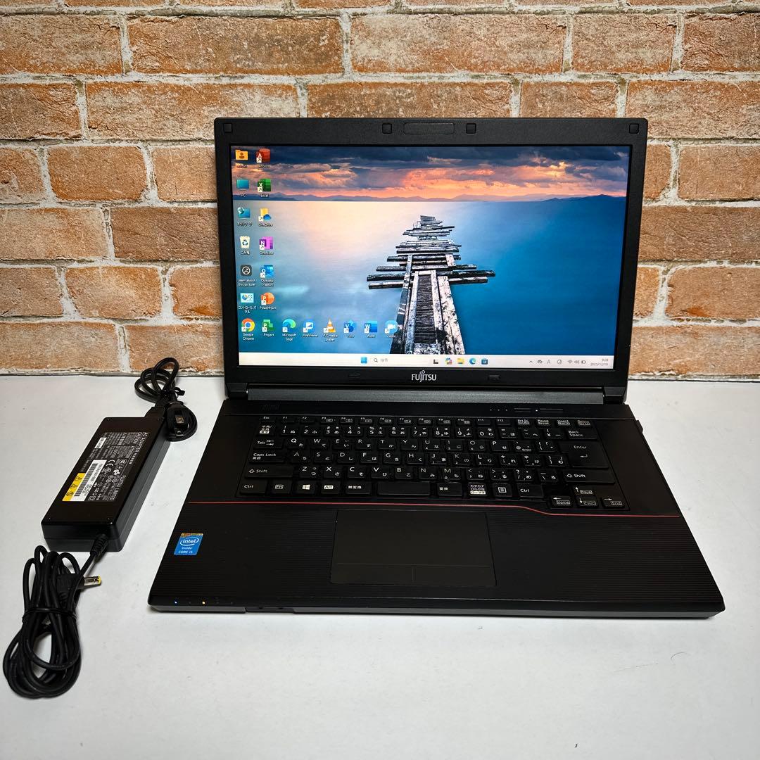 FUJITSUノート PC Corei5 SSD Windows11 オフィス付