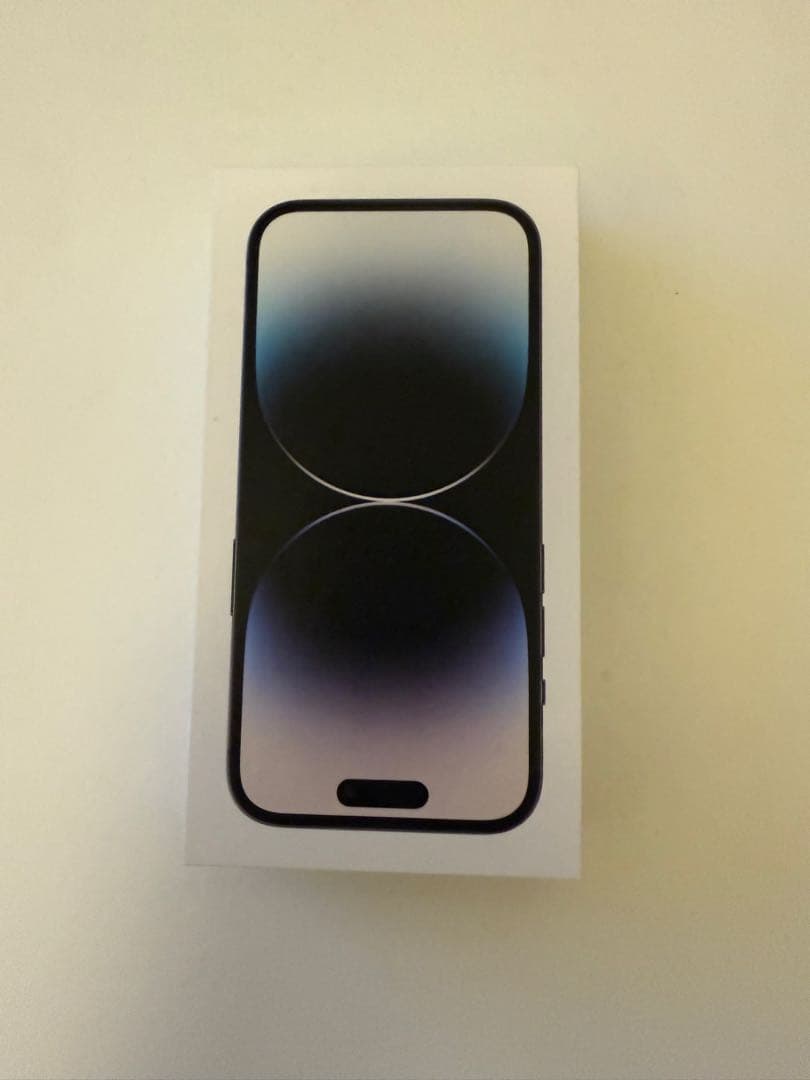 iPhone 14 Pro ブラック 黒　本体 256GB 背面割れ有り。