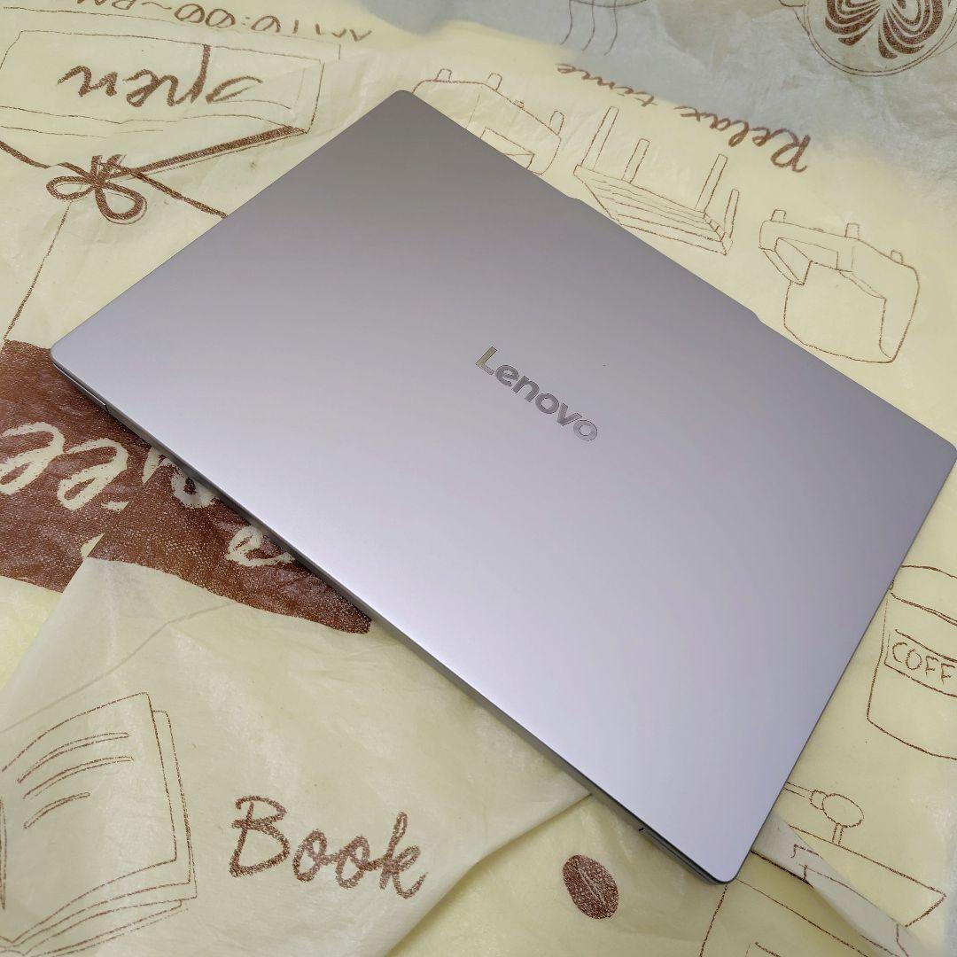 未使用 Lenovo■ RAM16GB SSD512 GB 1.15kg