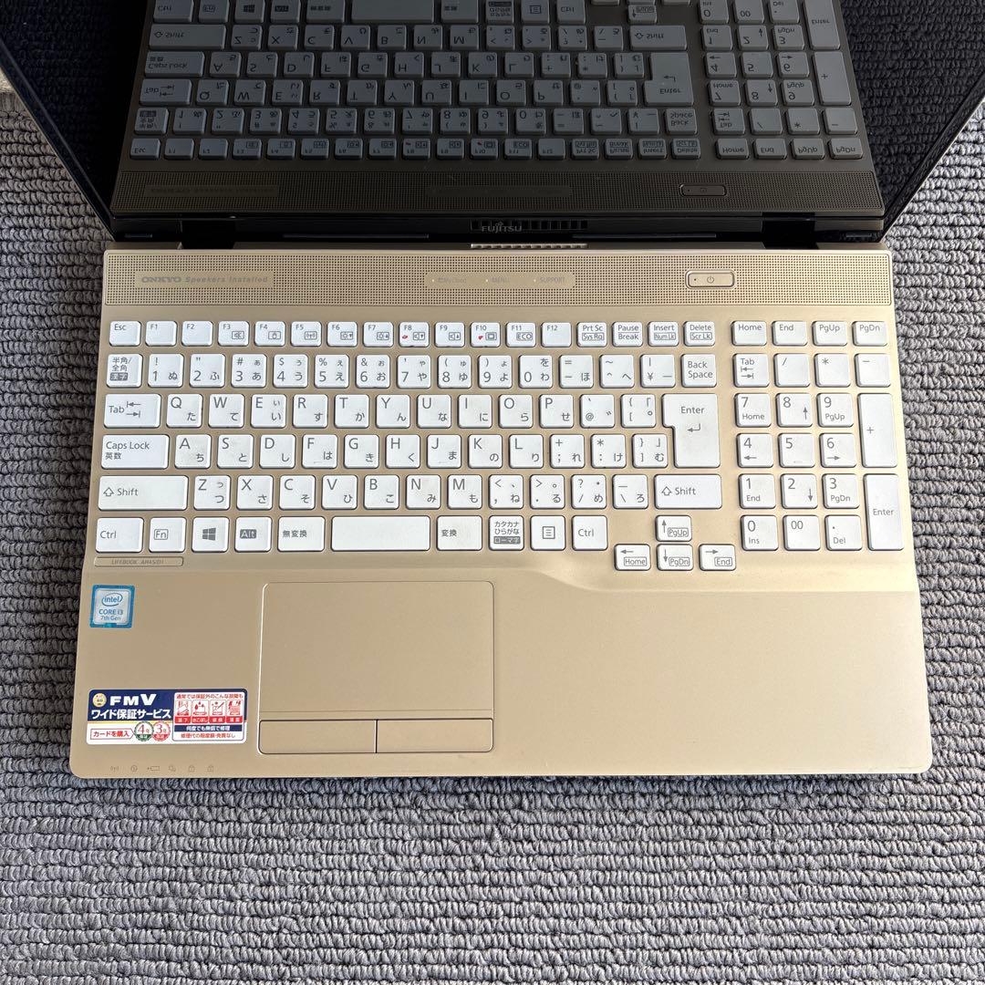 富士通lifebook AH45/D1 i3-7100U メモリ4GB