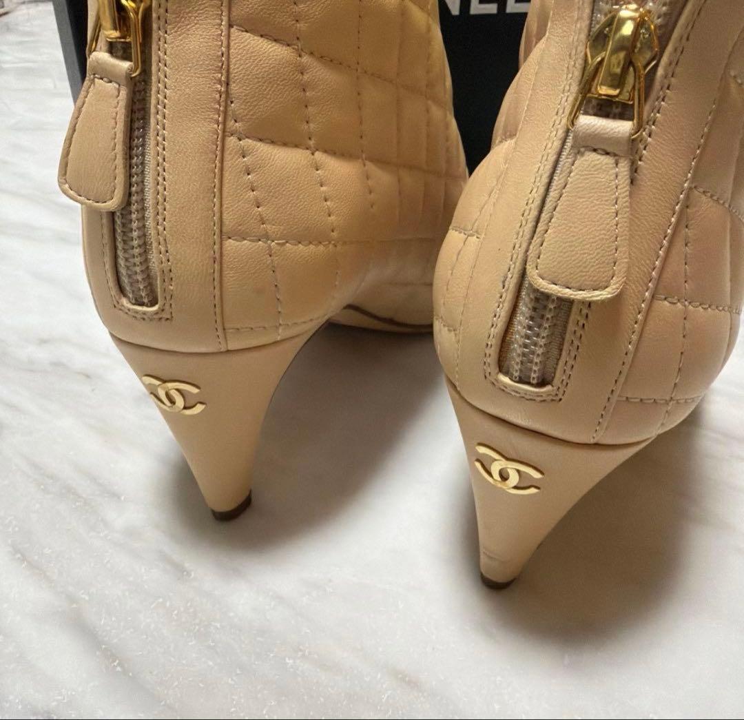 CHANEL シャネル キルティング　ブーツ