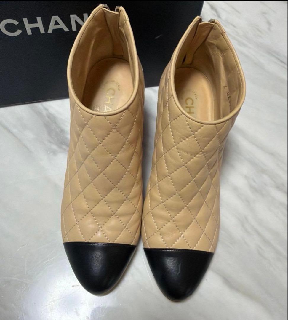 CHANEL シャネル キルティング　ブーツ