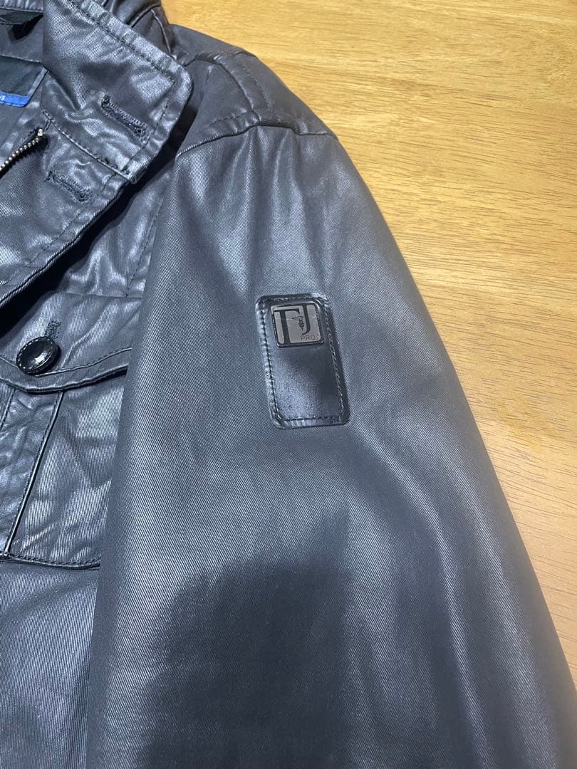 【再お値下げしました】革ジャン トラサルディ 本革 黒 サイズ50