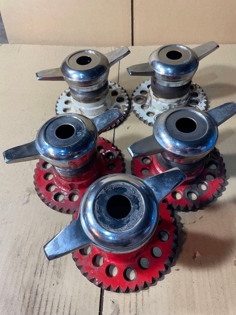 8*o様 ワイヤーホイールノックオフ　ゼニスタイプ　ローライダーハイドロインパラ