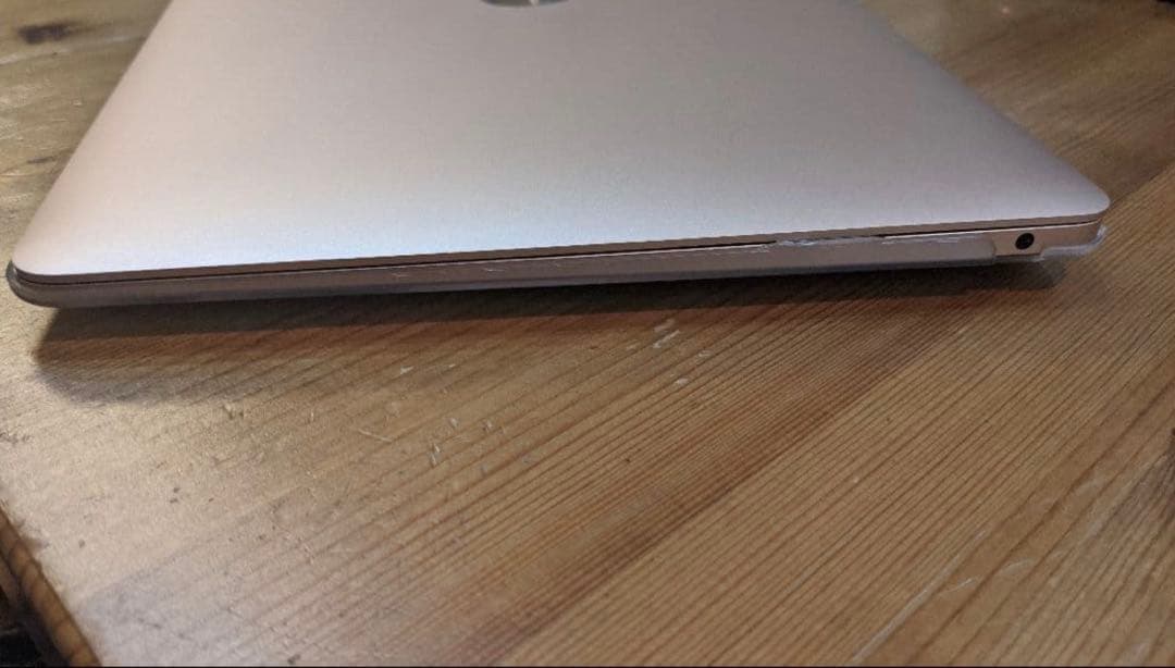 MacBook Air M1 8GB 256 バッテリー94%