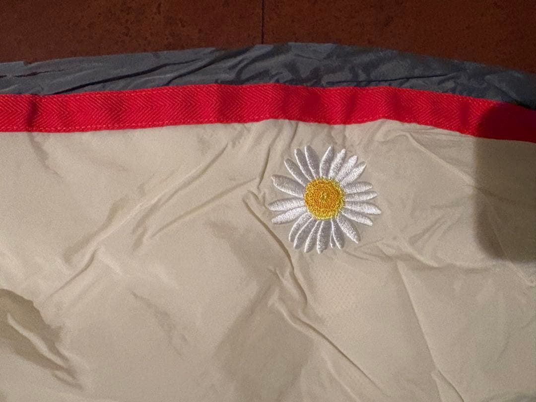 NIKE ナイロンジョガーパンツ ホワイト×レッド 刺繍デザイン90s～00s