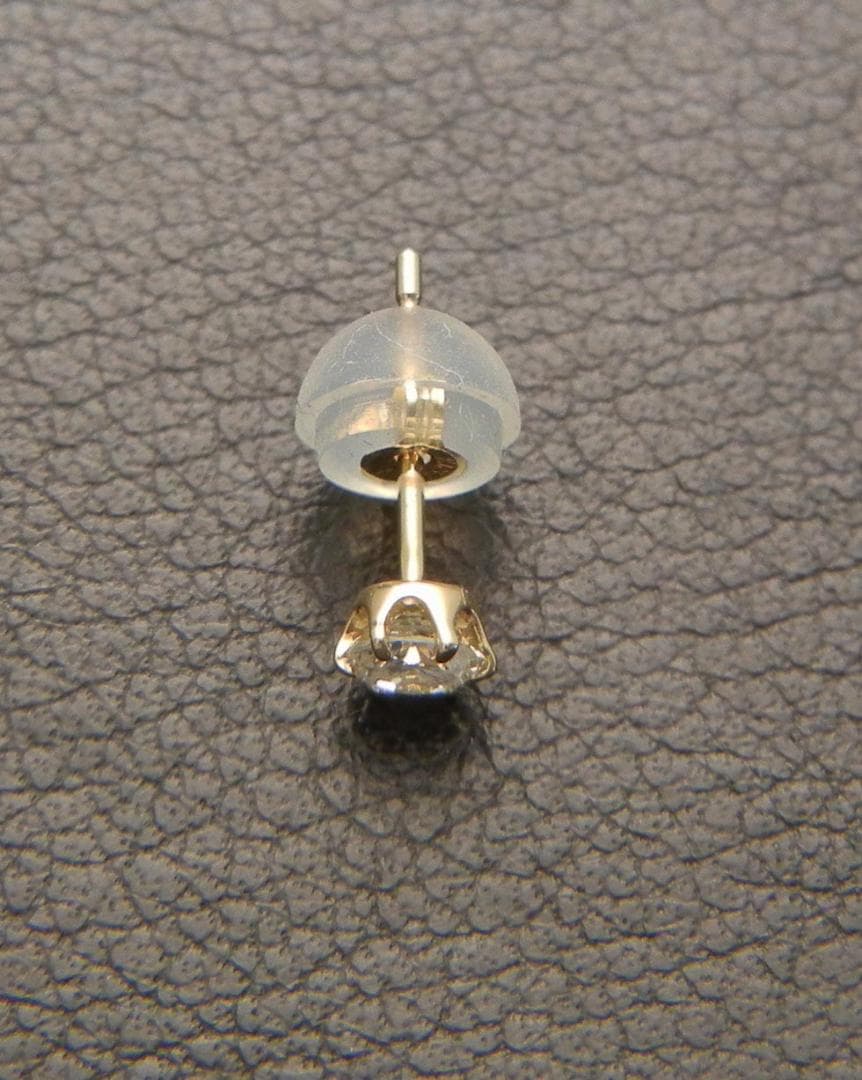 限定特価！ 片耳用 新品 K18 18金 ダイヤ スタッドピアス 0.1ct