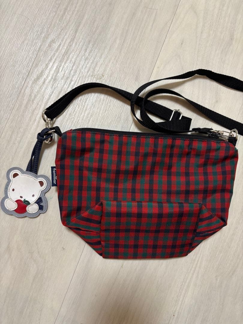 familiar 舟形ポシェット　赤　ファミリア