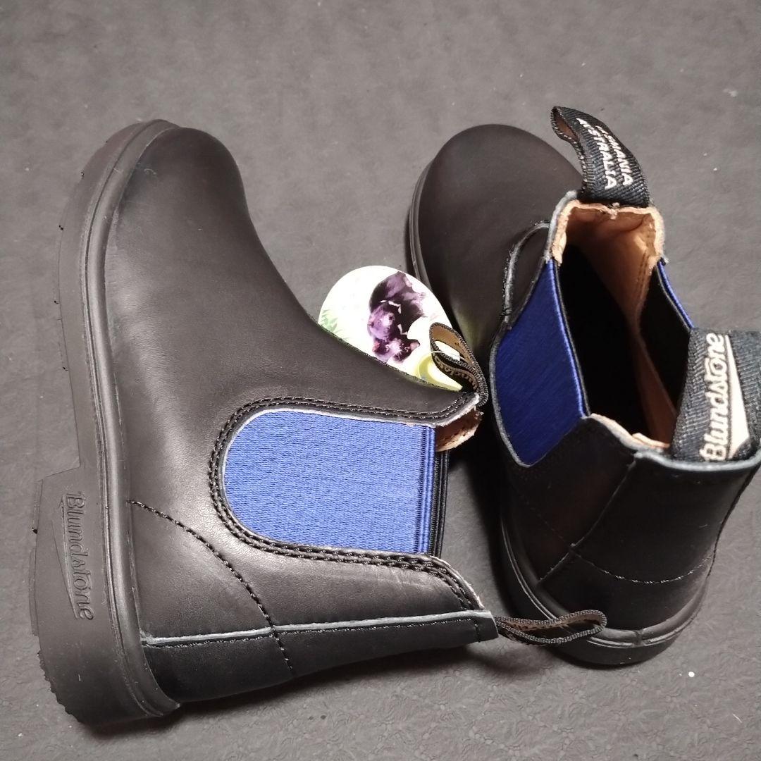 Blundstone 580 キッズブーツ ブラック/ブルー