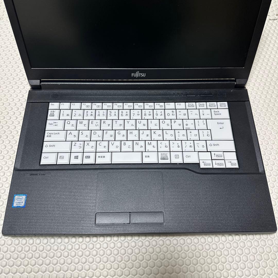 富士通A749/I5八世代/8G/256G SSD/15.6HD