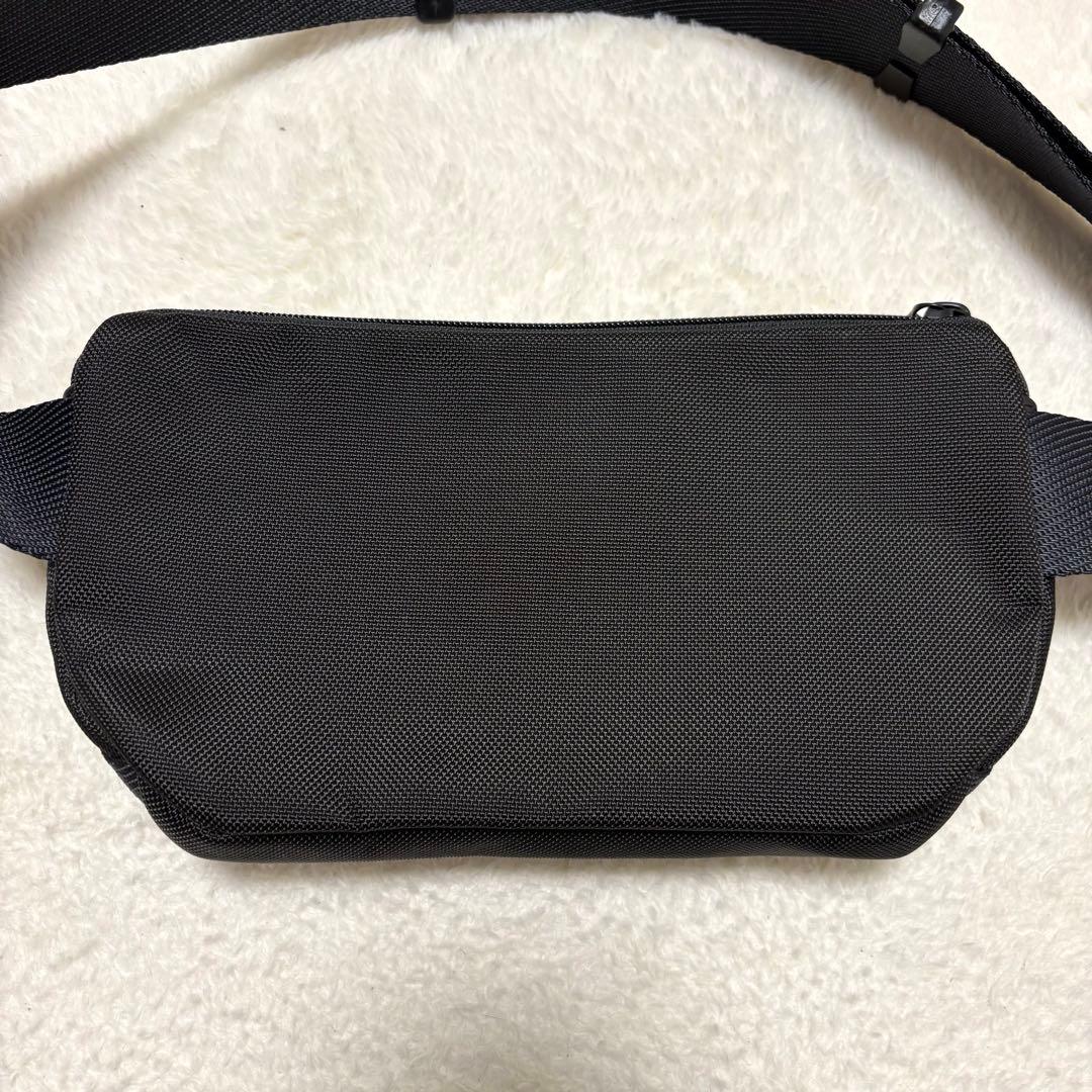 未使用級 TUMI Alpha Bravo キャンベル レザー ボディバッグ 黒