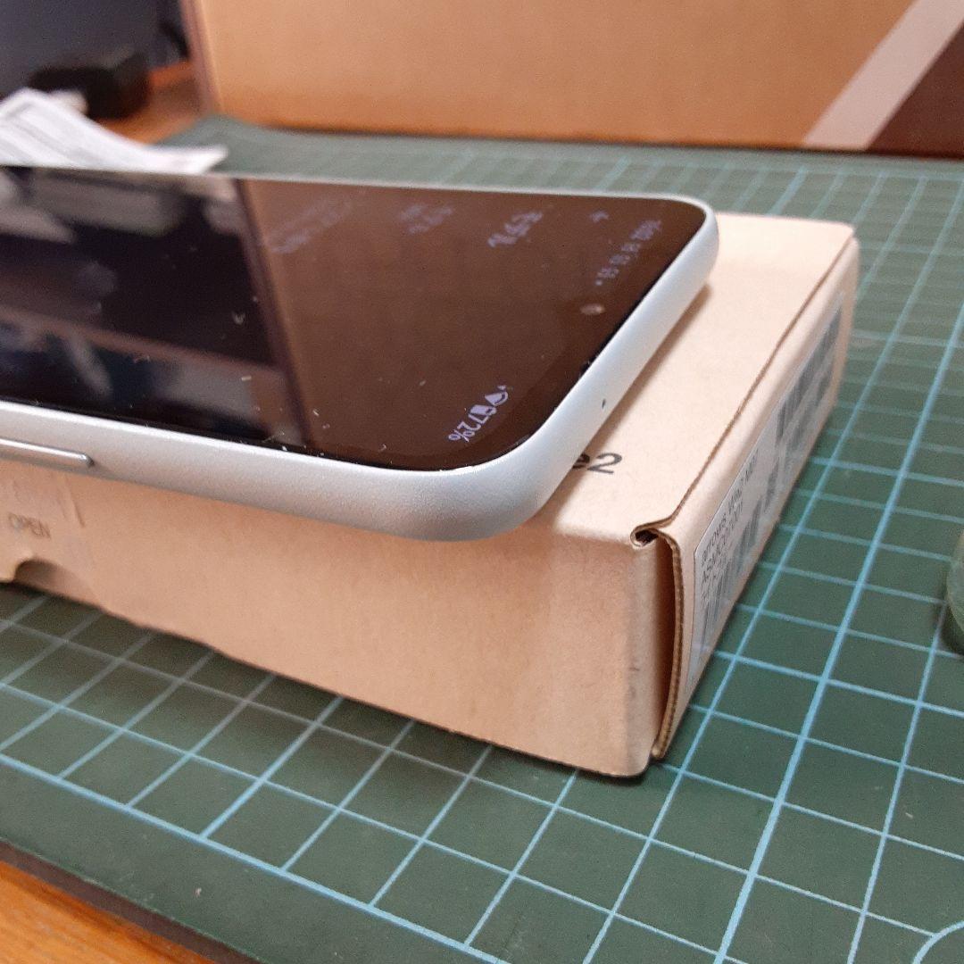 【中古美品】arrowsWe2 128GBライトブルースマートフォン本体　箱