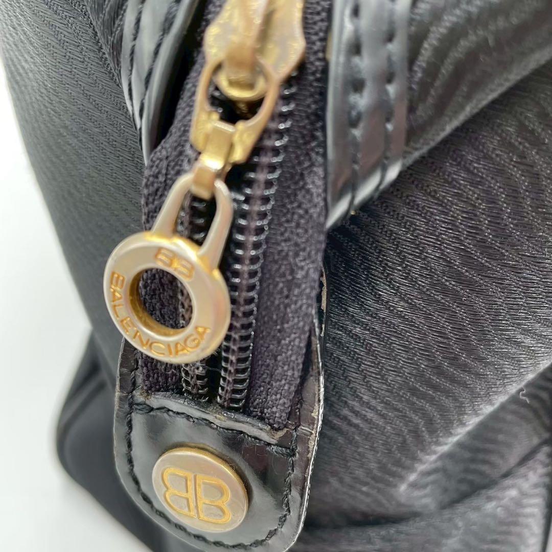 良品　ヴィンテージ バレンシアガ　ナイロンボストンバッグ　ブラック BBロゴ