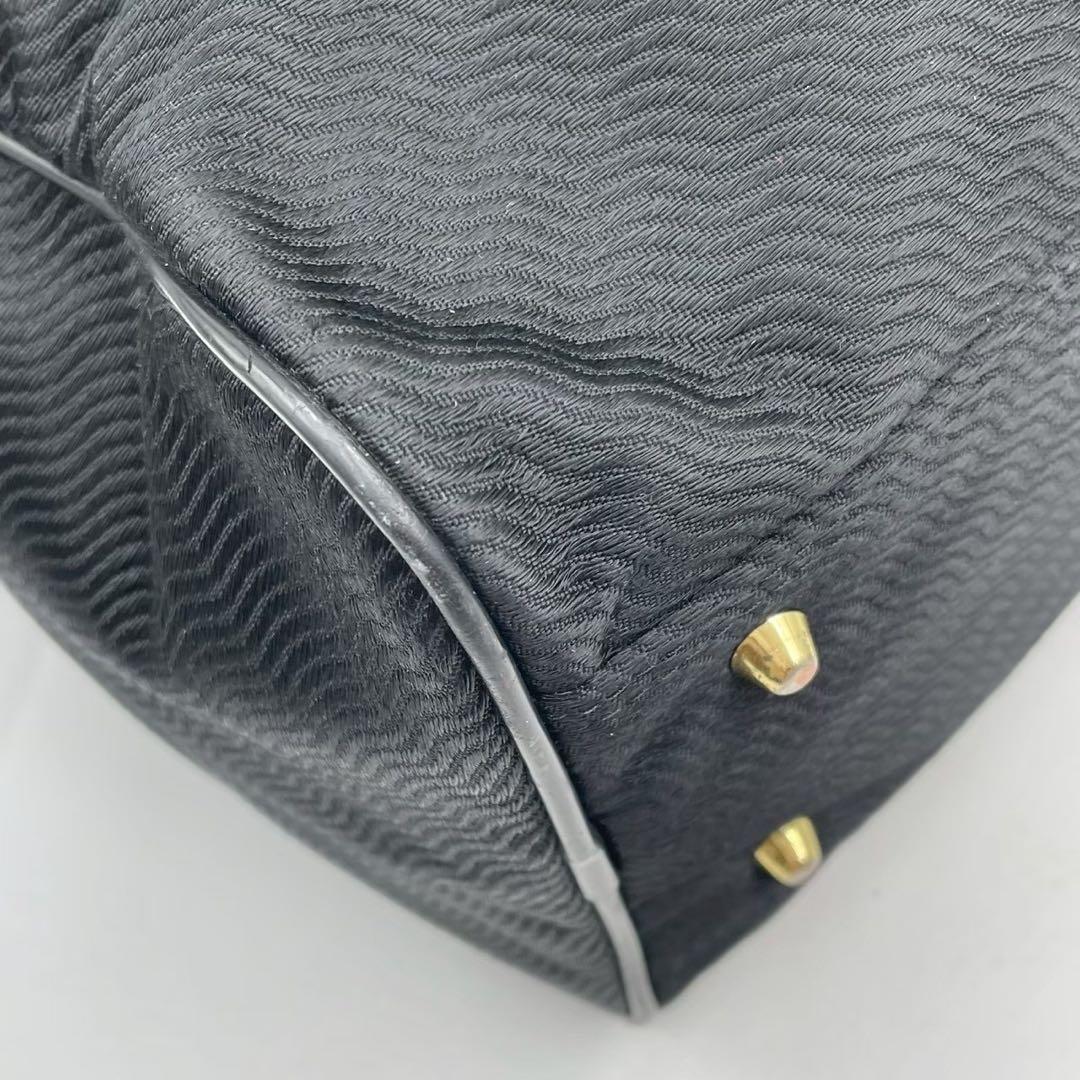 良品　ヴィンテージ バレンシアガ　ナイロンボストンバッグ　ブラック BBロゴ