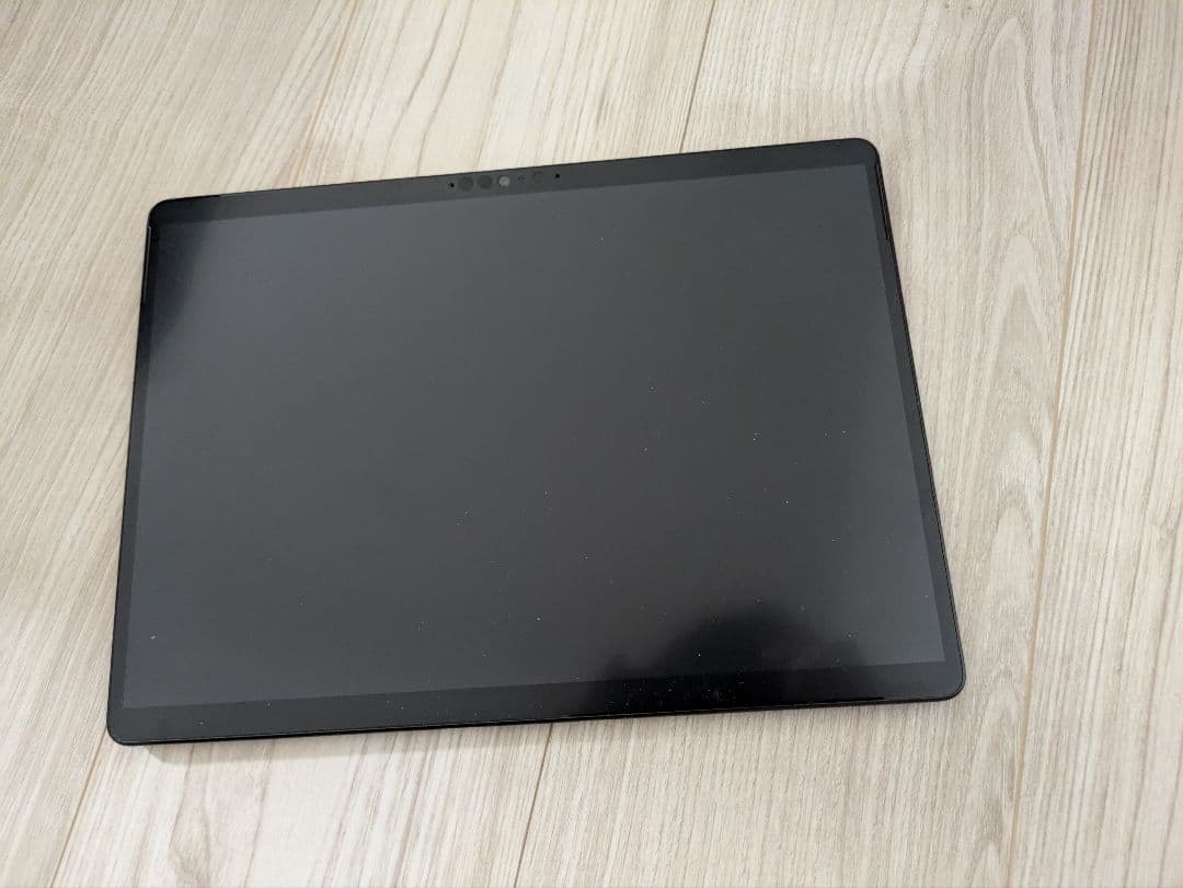 【美品】Surface pro8 キーボード ドッキングステーション付き