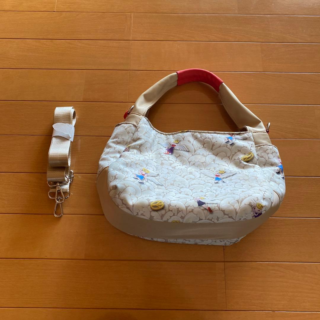 アルベロベロ、３点です。写真最後まで、見て下さい。