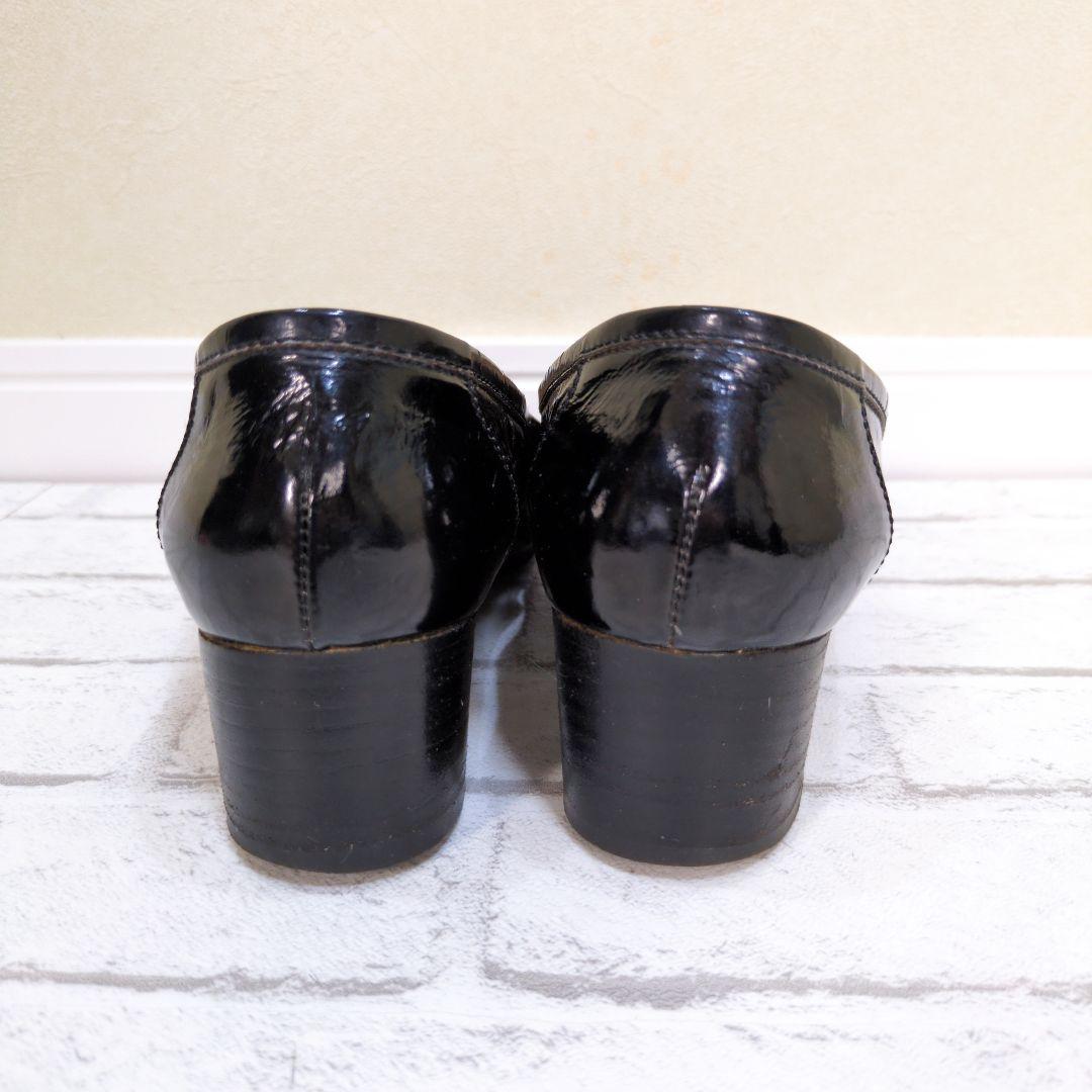 ギ*ン様 CHANEL　シャネル　ココマーク　ターンロック　エナメル　パンプス