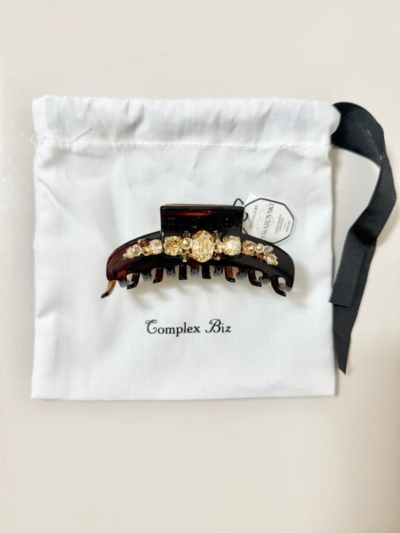 【新品】コンプレックスビズ　ラインドストーン バンスクリップ(ライトブラウン)
