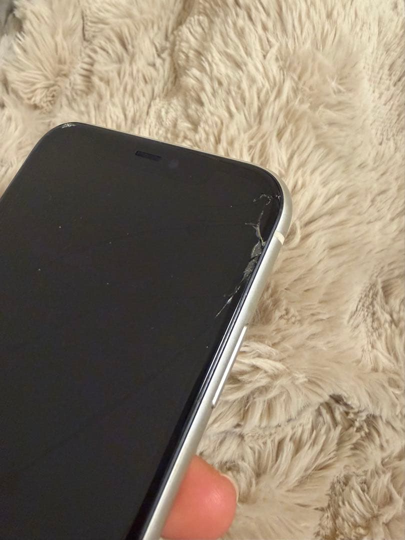 Apple iPhone 11 ホワイト 本体 付属品あり