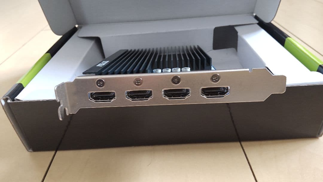 再値下げ　ASUS GEFORCE GT 730 2GB グラフィックボード