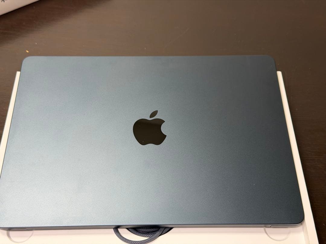 P*i様 MacBook Air M2 256GB 16GB オフィス認証済